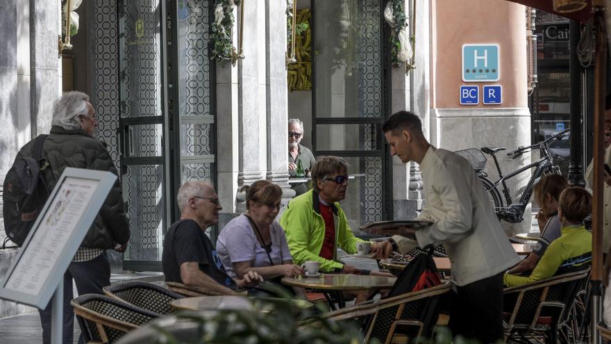 La tasa de paro administrativo en Baleares se sitúa por debajo del 5% por primera vez en la historia