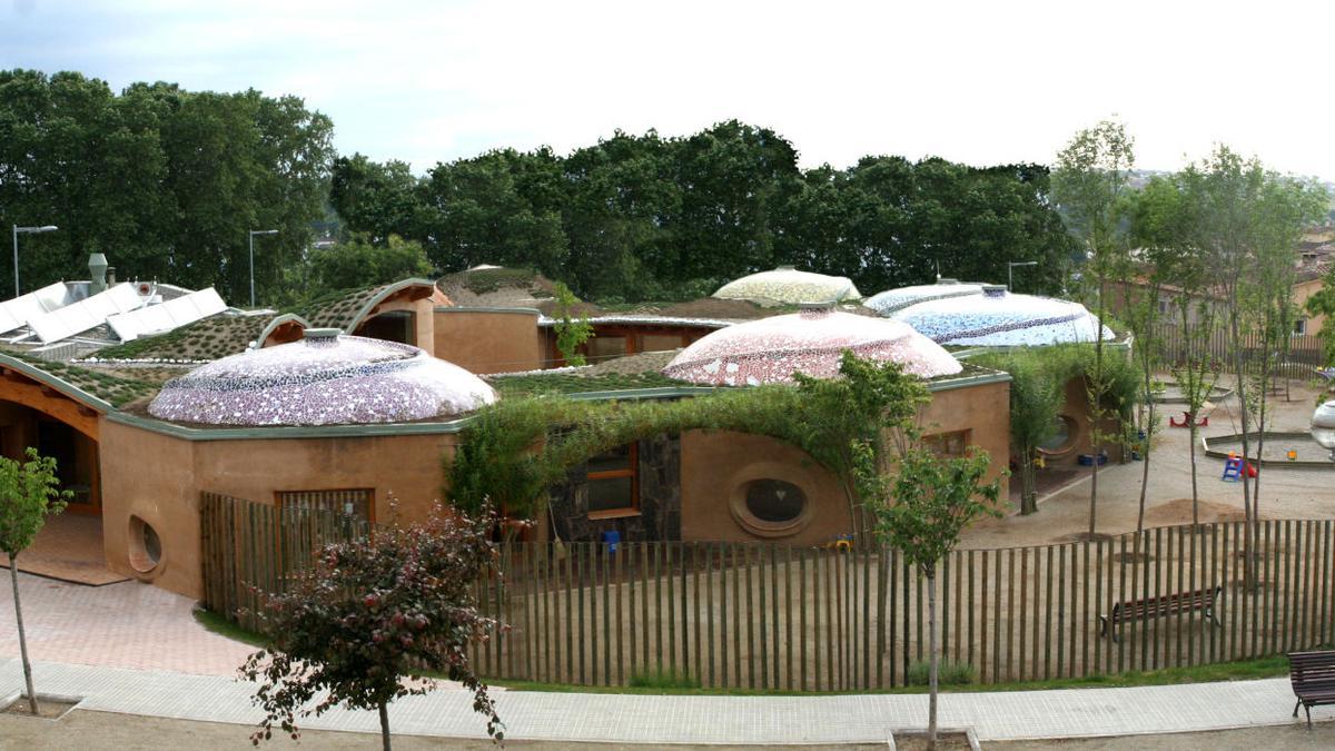 Escuela Bressol de Santa Eulàlia de Ronçana, un ejemplo a seguir y diseñada por el arquitecto con el que ha contactado la Vall de Gallinera.