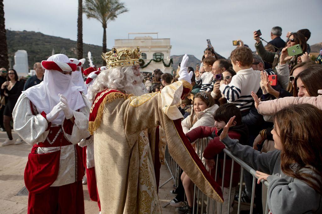 El desembarco en Cartagena de los Reyes Magos, en imágenes
