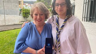 Una app vence la soledad no deseada en Canarias con más de 20 horas de charlas entre jóvenes y mayores