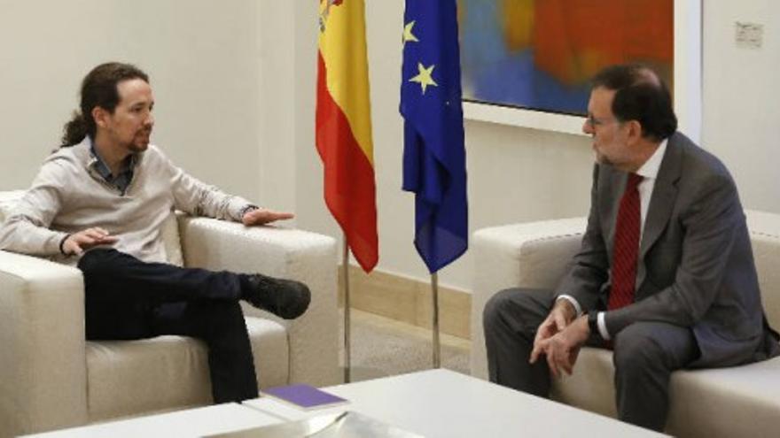 Rajoy recibe a Pablo Iglesias en La Moncloa para explorar nuevas posibilidades de Gobierno