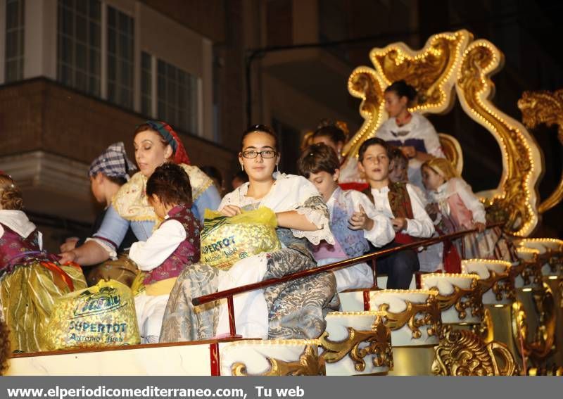 GALERÍA DE FOTOS -- Onda despide sus fiestas con un gran desfile de carrozas