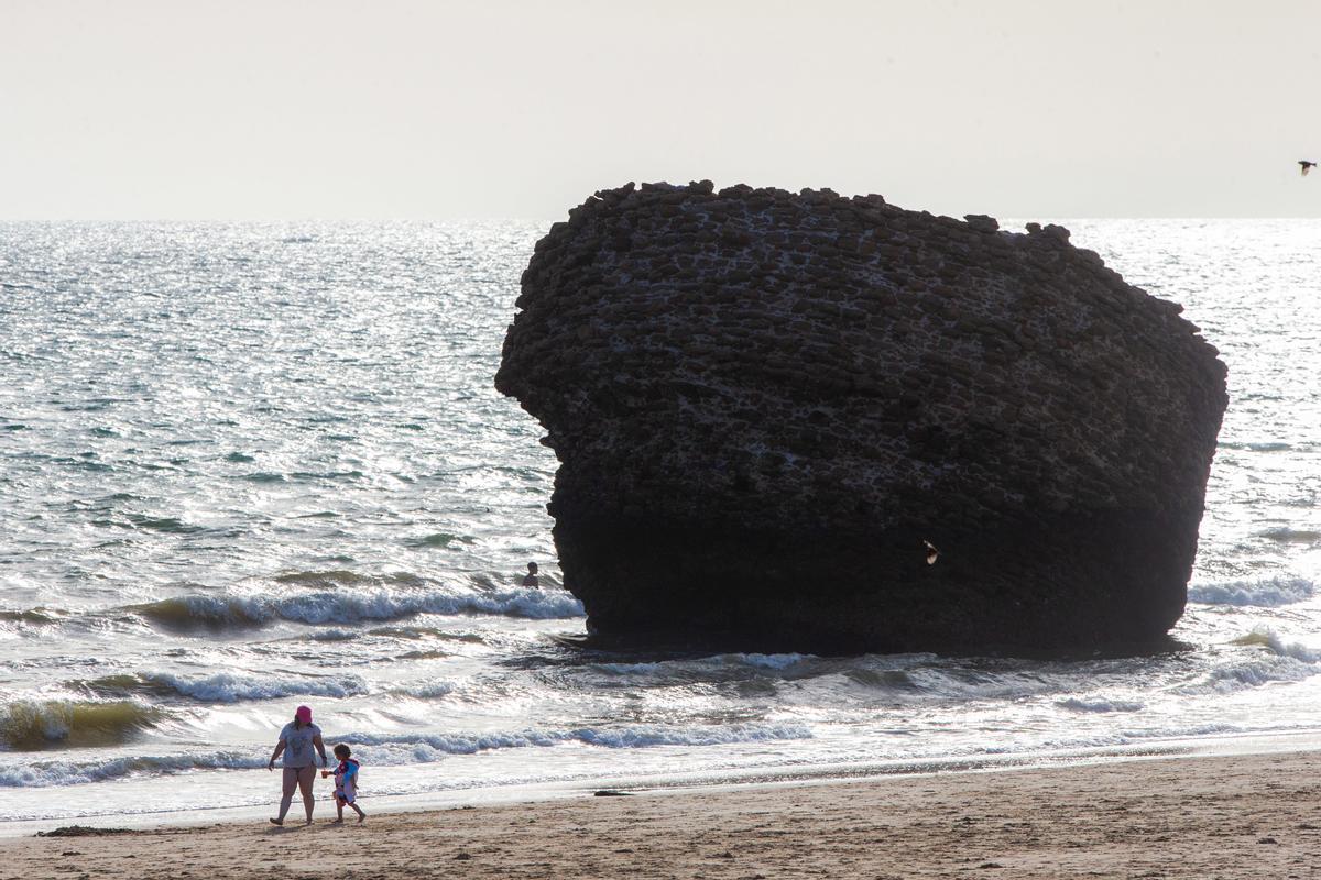 Archivo - Playa de Matalascañas.