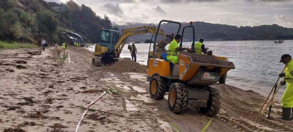 Ayer se desplegaron más medios en Moaña. | Gonzalo Núñez