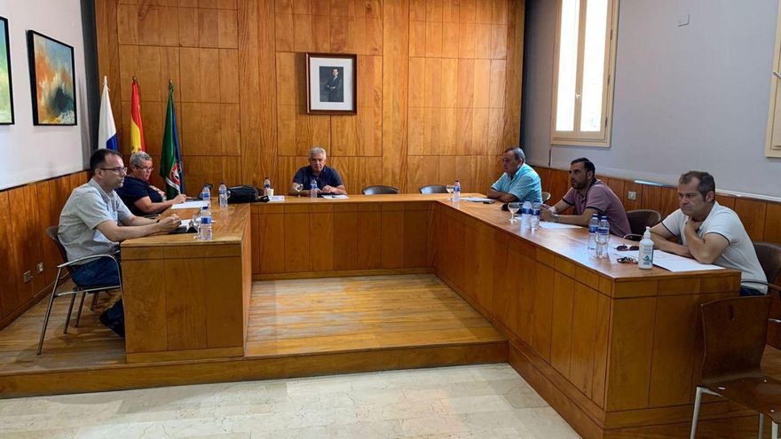 Un momento de la reunión de alcaldes de La Gomera.