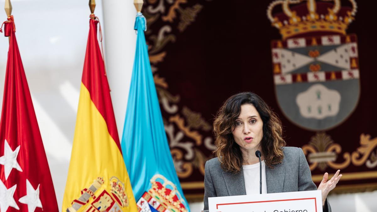 La presidenta de la Comunidad de Madrid, Isabel Díaz Ayuso, ofrece una rueda de prensa tras la reunión del Consejo de Gobierno que, de forma extraordinaria, se celebra en el Ayuntamiento de Leganés, a 13 de marzo de 2024, en Madrid (España).