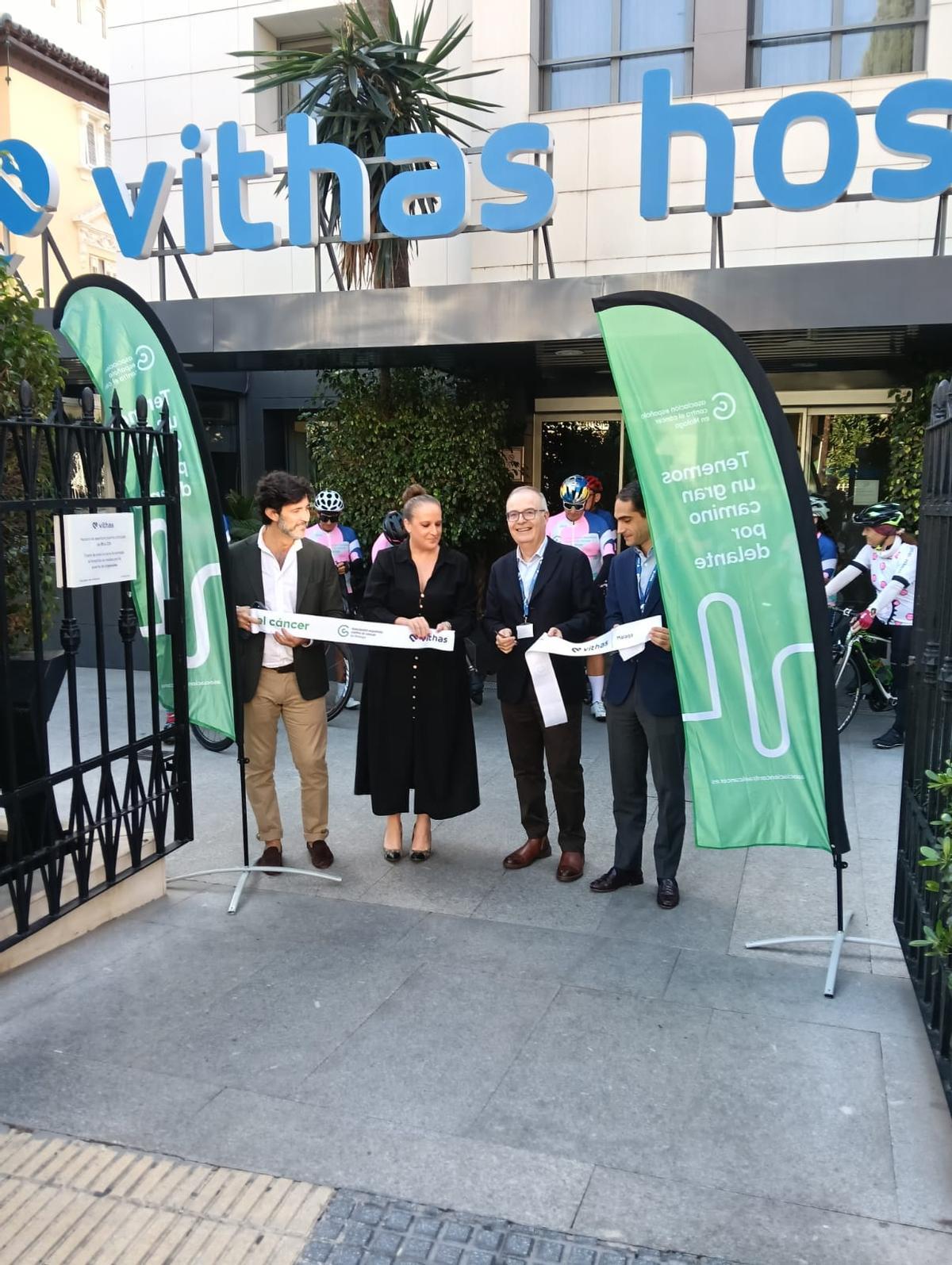 Arranca el reto solidario Málaga Bike desde el Hospital Vithas Málaga