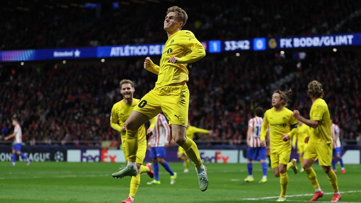 El jugador del Bodo/Glimt Fredrik Sjovold celebra el 1-1 conseguido ante el Atlético de Madrid