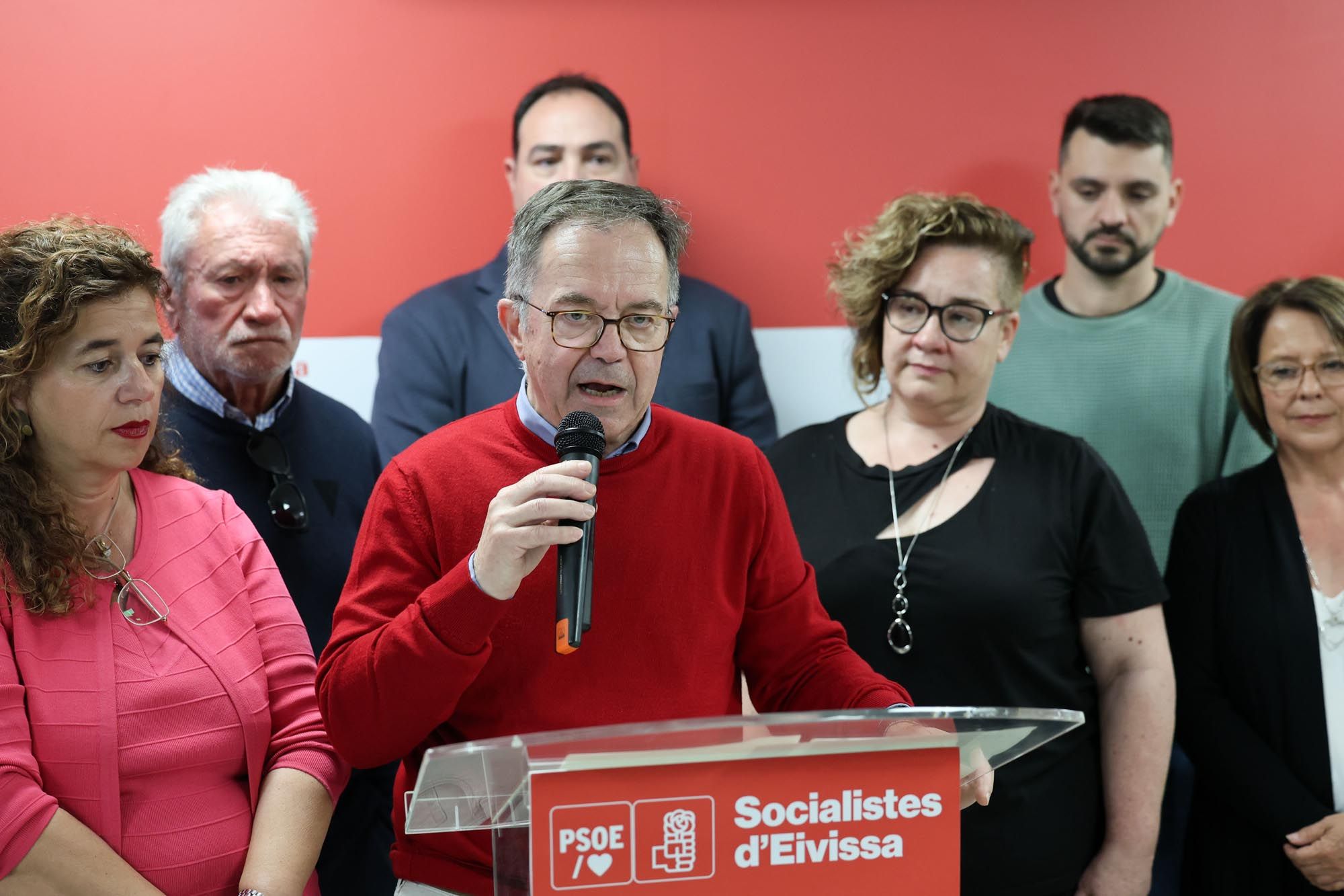 Los socialistas de Ibiza muestran su apoyo a Pedro Sánchez