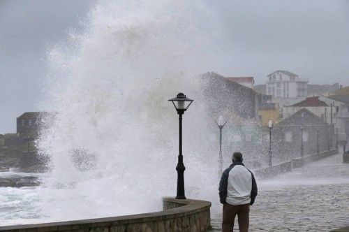 ALERTA ROJA EN LITORAL DE A CORU?A