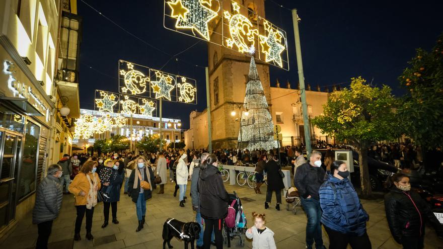 El Ayuntamiento de Badajoz saca a licitación el alumbrado extraordinario