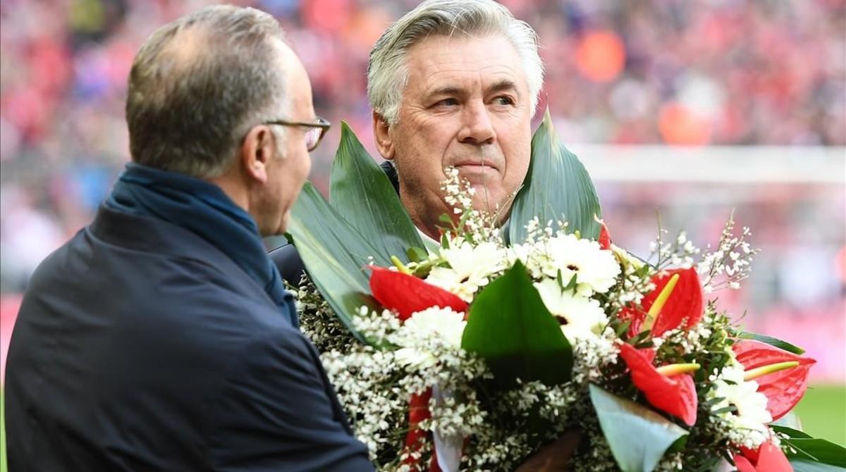 zentauroepp37435003 munich  germany   25 02 2017   carlo ancelotti  r   head coa170225193856