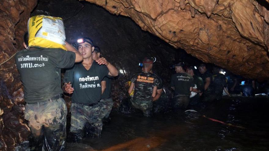 Las imágenes del rescate de los niños atrapados en Tailandia
