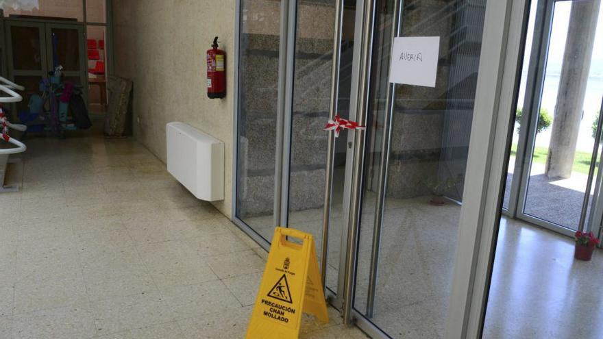 Una inundación en la Casa de Cultura impide celebrar un acto sobre  Rosalía de Castro