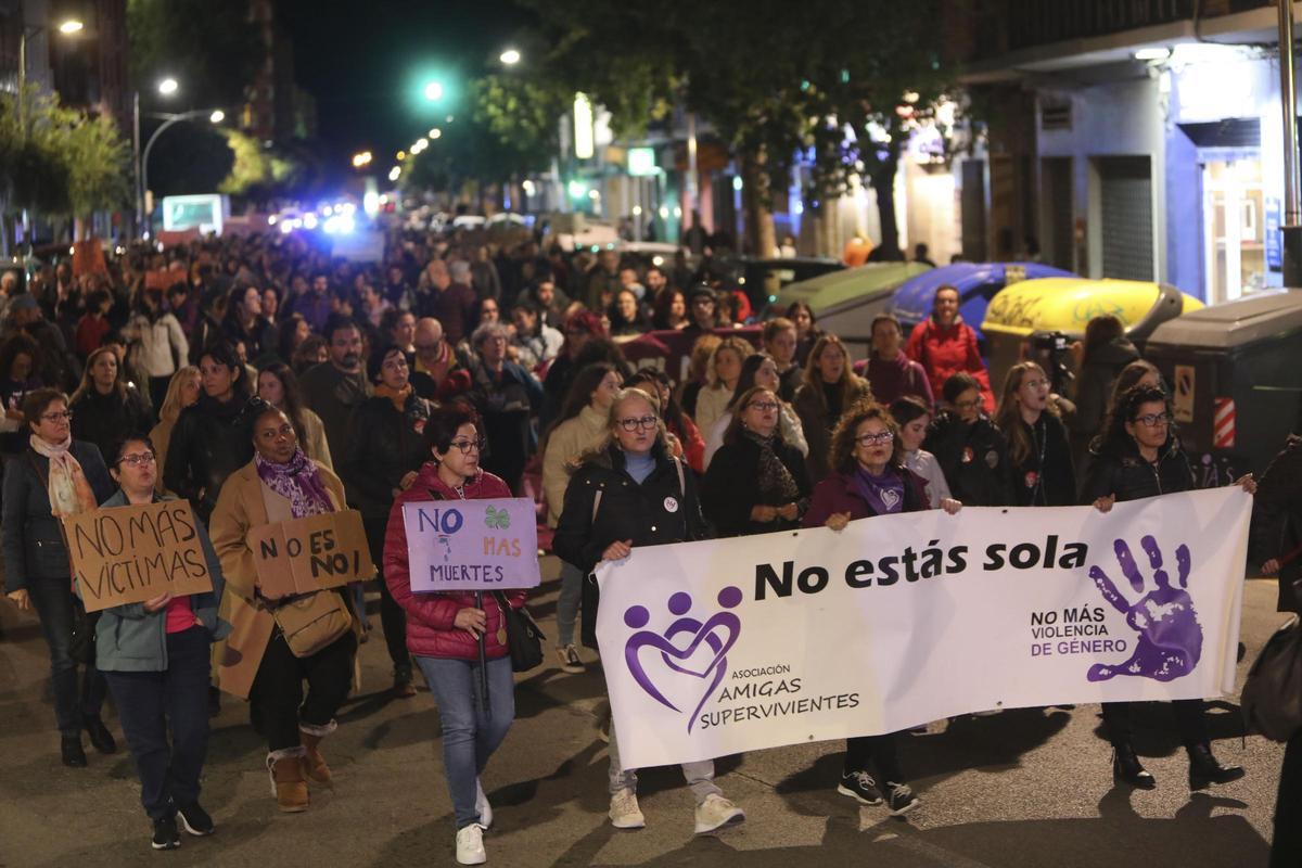 Manifestación del 25N en el Port de Sagunt.