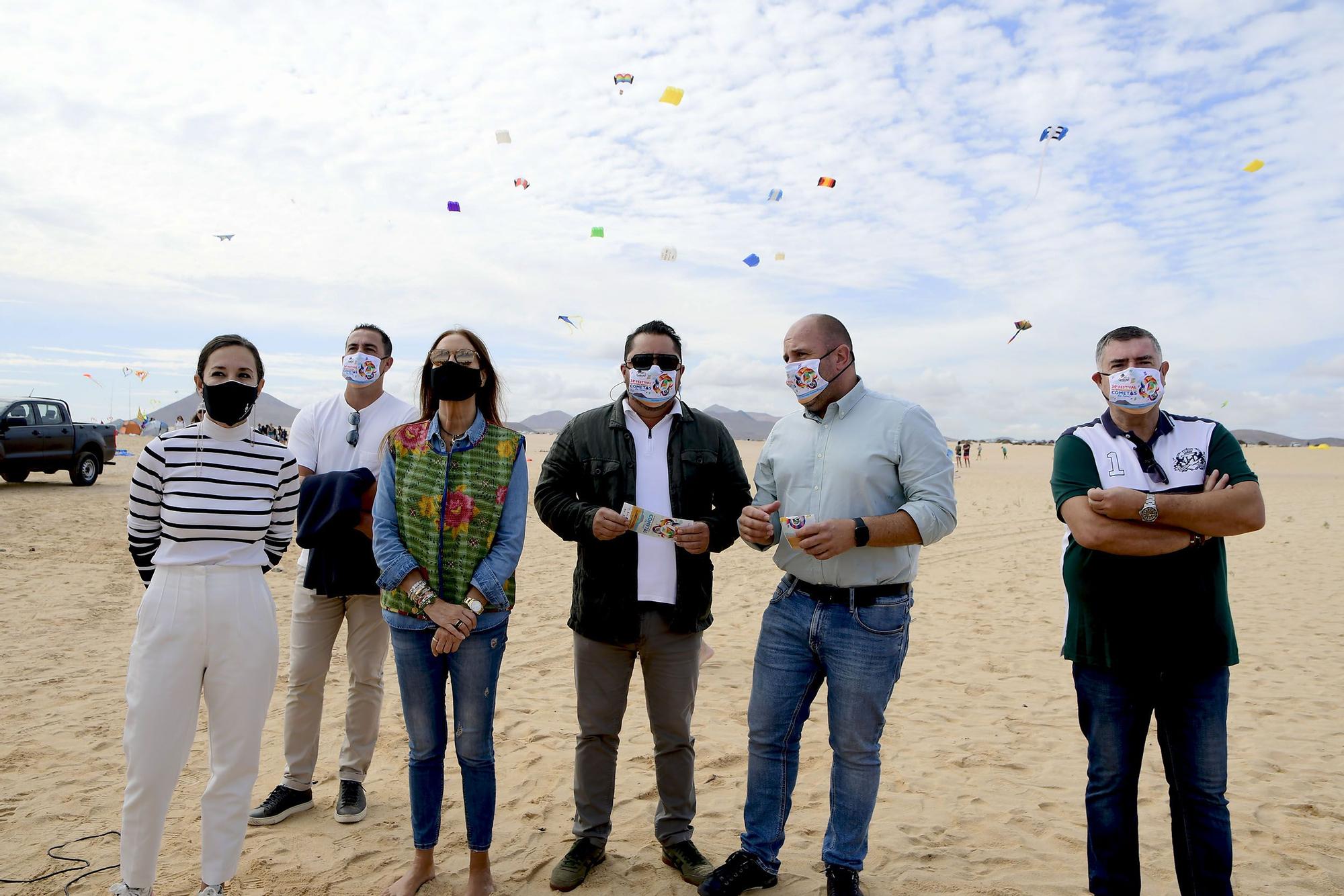 Vuelo inaugural de la 34º edición del Festival Internacional de Cometas de Corralejo