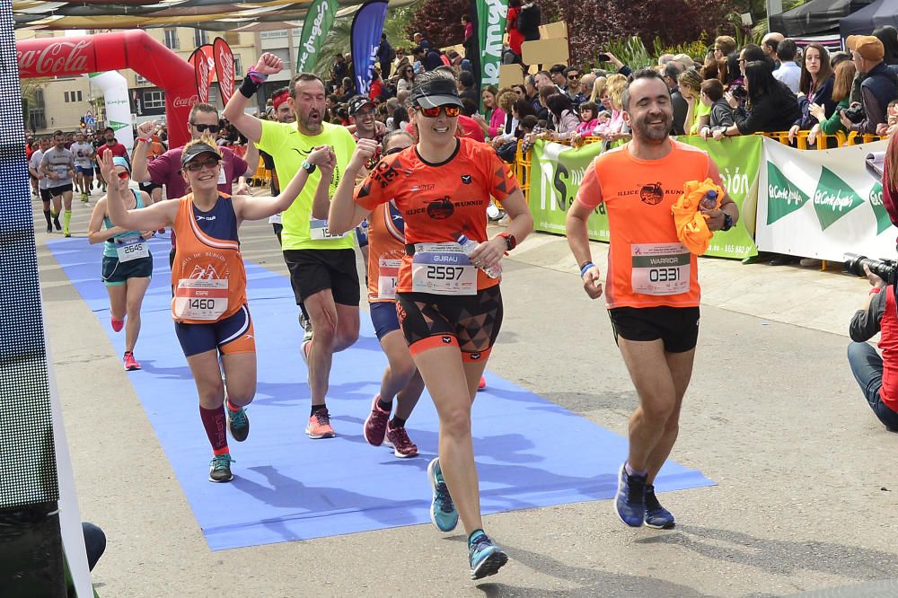 Las mejores imágenes de la Media Maratón de Elche