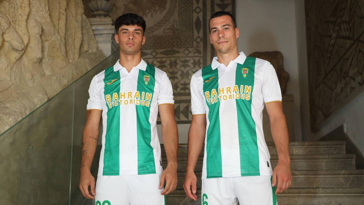 Jacobo Martí y Damián Cáceres, en su presentación como nuevos jugadores del Córdoba CF.