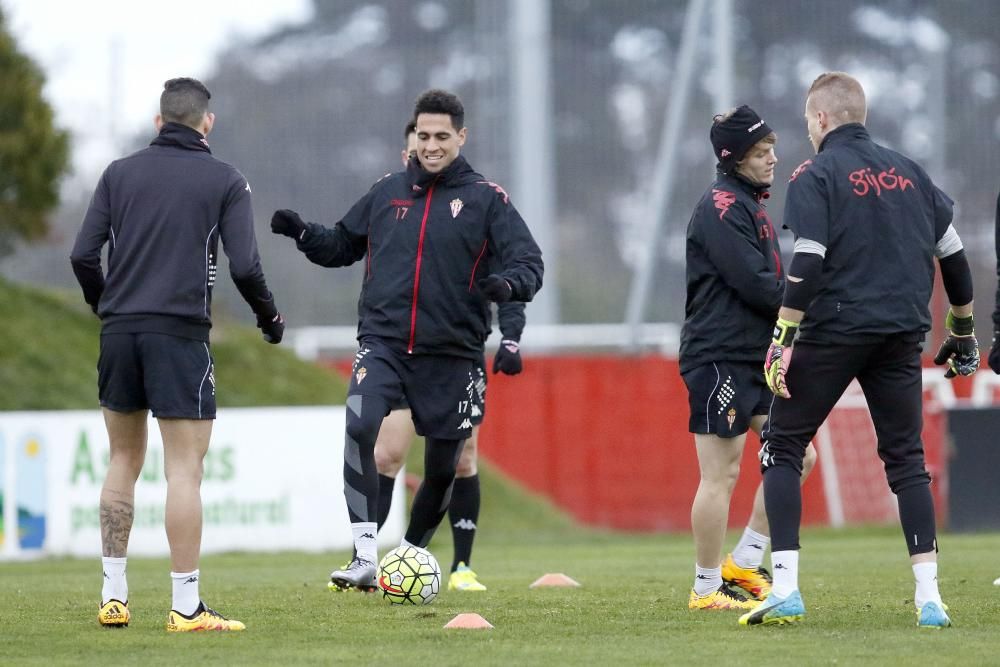 Entrenamiento del Sporting antes del partido contra el Athletic