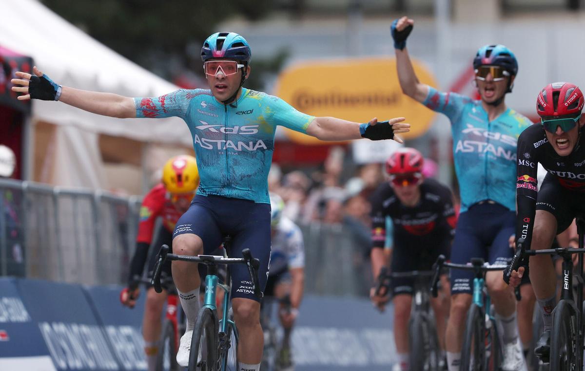 La etapa 2 del Giro de Italia 2026, en imágenes. La etapa 2 del Giro de Italia 2026, en imágenes.