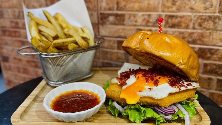 Así es el primer buffet de hamburguesas de Canarias que está revolucionando las redes