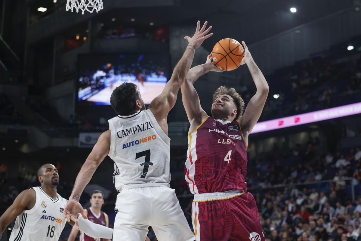 Villar demostró madurez con apenas 20 años y ha sido uno de los jugadores clave de la buena temporda del Hiopos Lleida