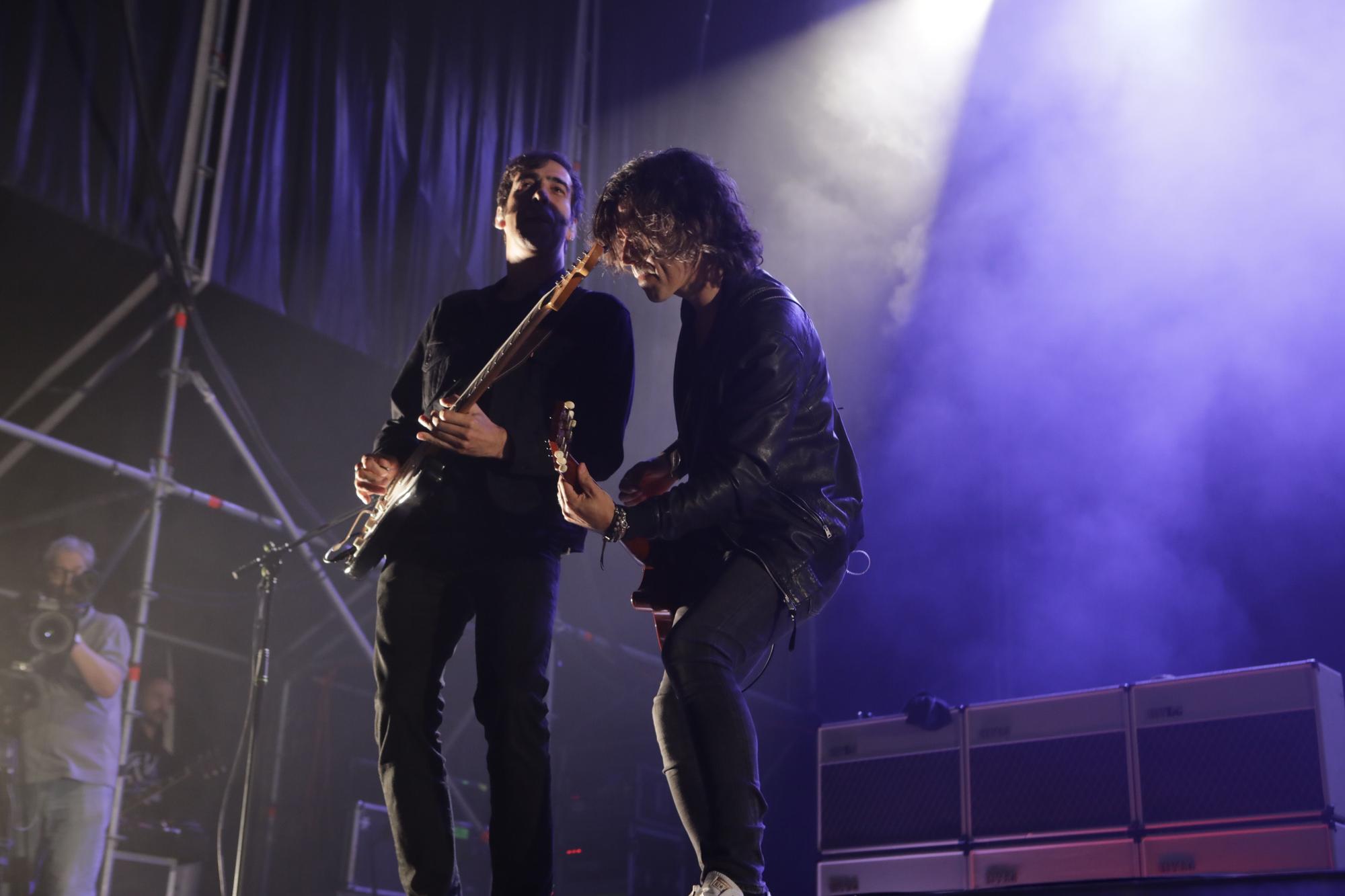 En imágenes: Así ha sido el concierto de Rulo y la Contrabanda en Gijón