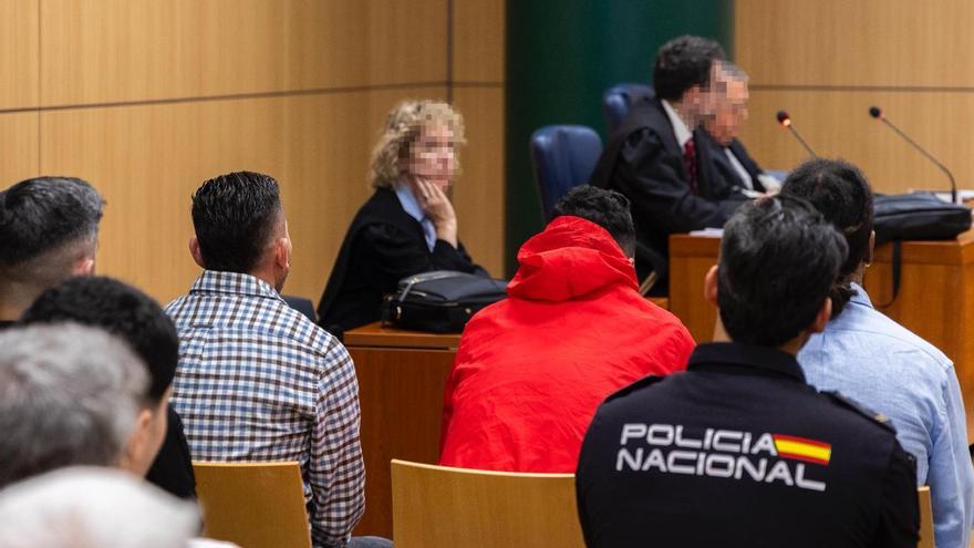 Juicio contra tres hombres acusados de violación por sumisión química