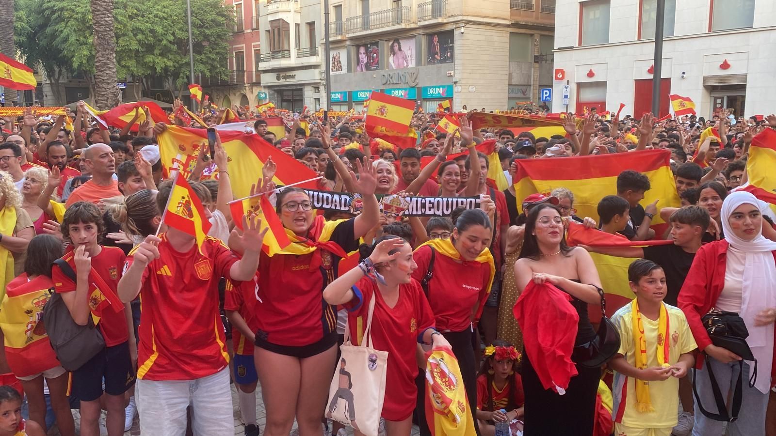 España- Inglaterra: La provincia de Alicante se prepara para la final