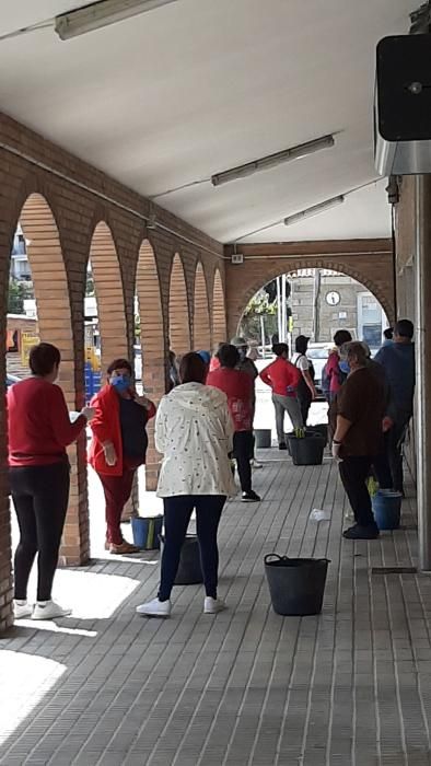 La actividad marisquera se intensifica en la ría