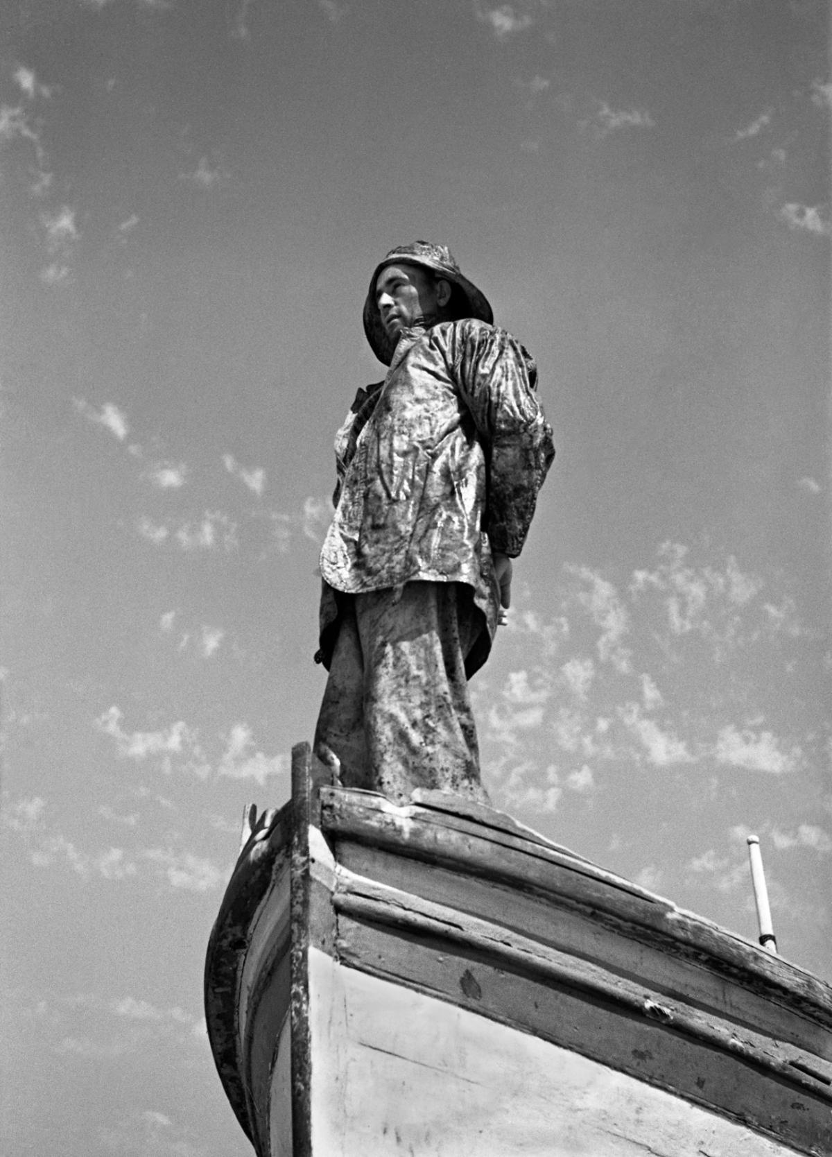 Fotografía da serie "Mariñeiros" realizada por José Suárez en 1936 en Galicia.