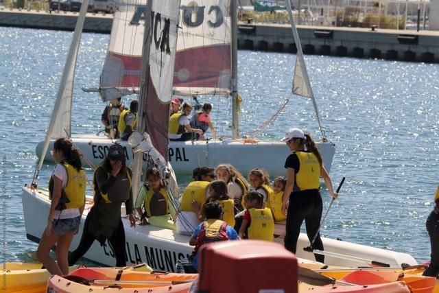 Jornada de puertas abiertas en la Escola  de Vela