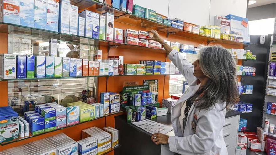 Las farmacias cacereñas promueven un uso racional y seguro del medicamento