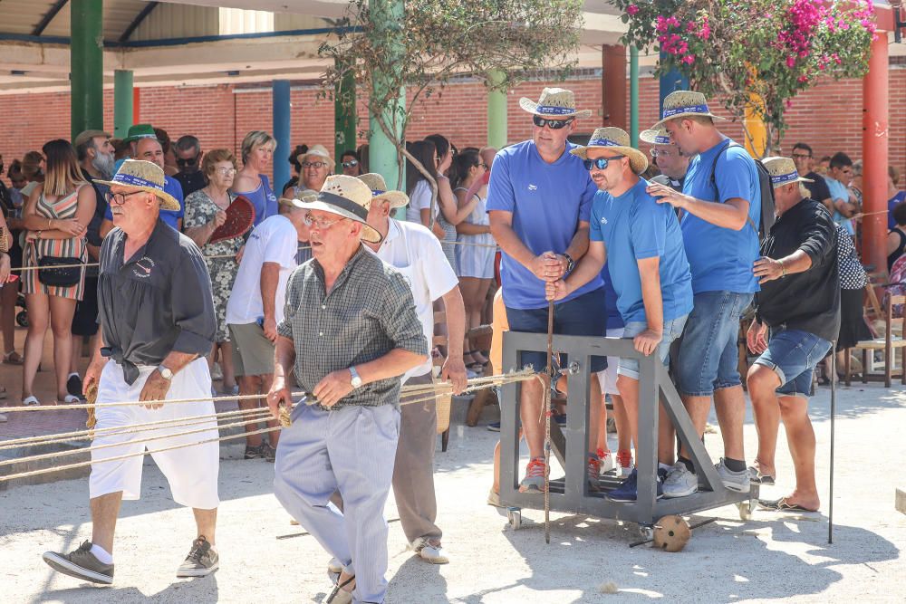 Exhibición de la Grama e Hilado del Cáñamo en Redován