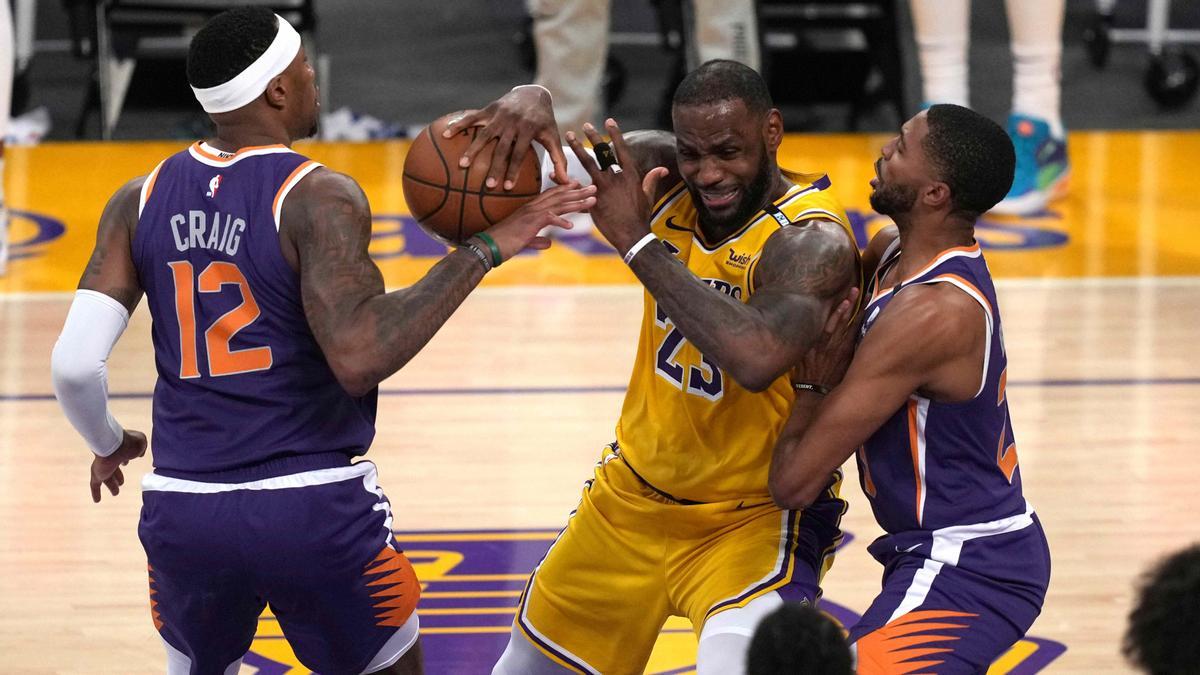 Lebron James, en un momento del partido Lakers-Suns.