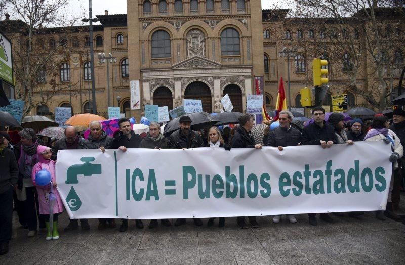 Manifestación contra el ICA en Zaragoza