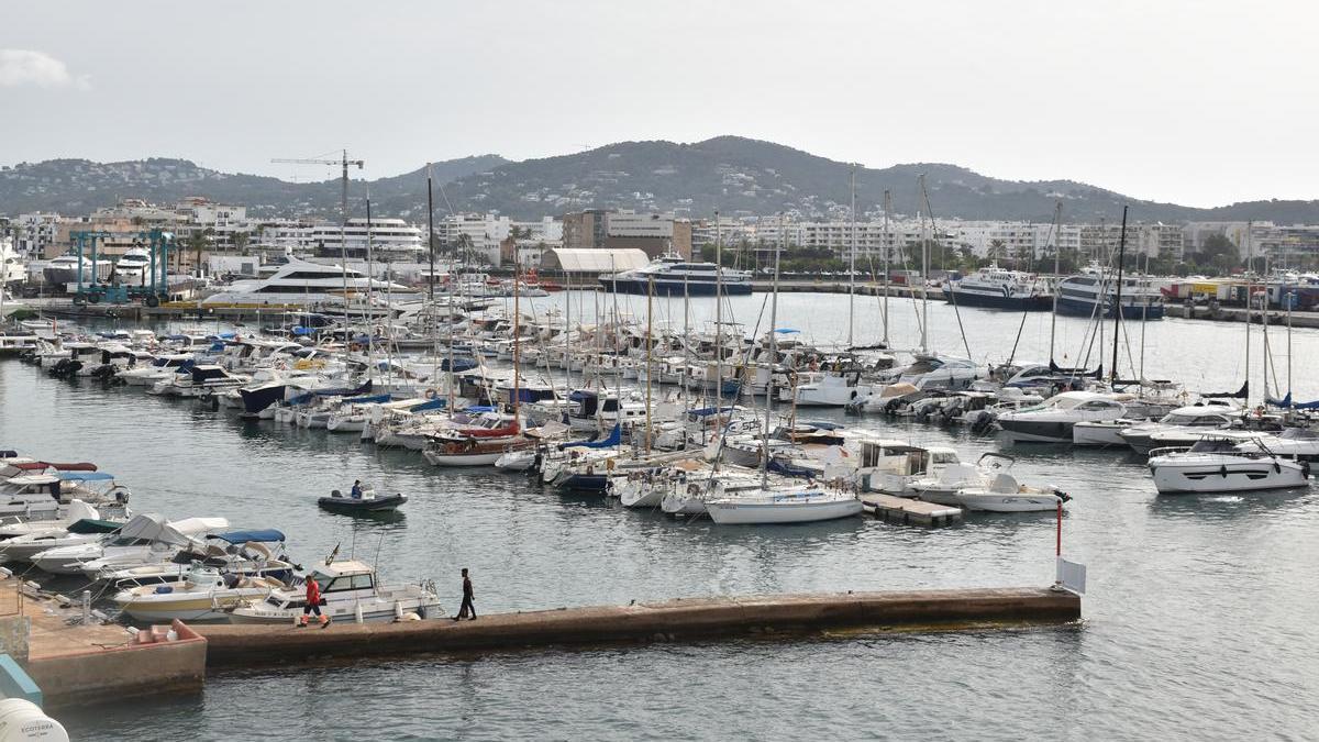 Imagen de los pantalanes del Club Náutico Ibiza.