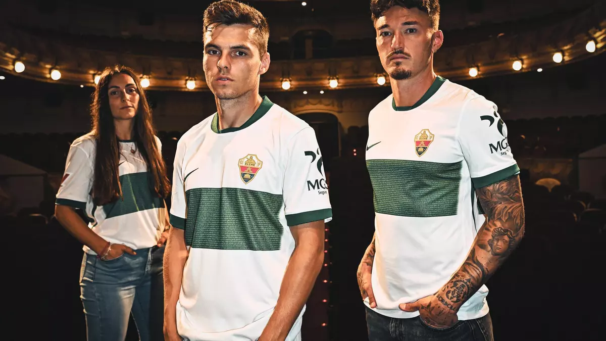 El particular remake que hace el Elche del Aromas Ilicitanos: deja fuera de juego a la patrona