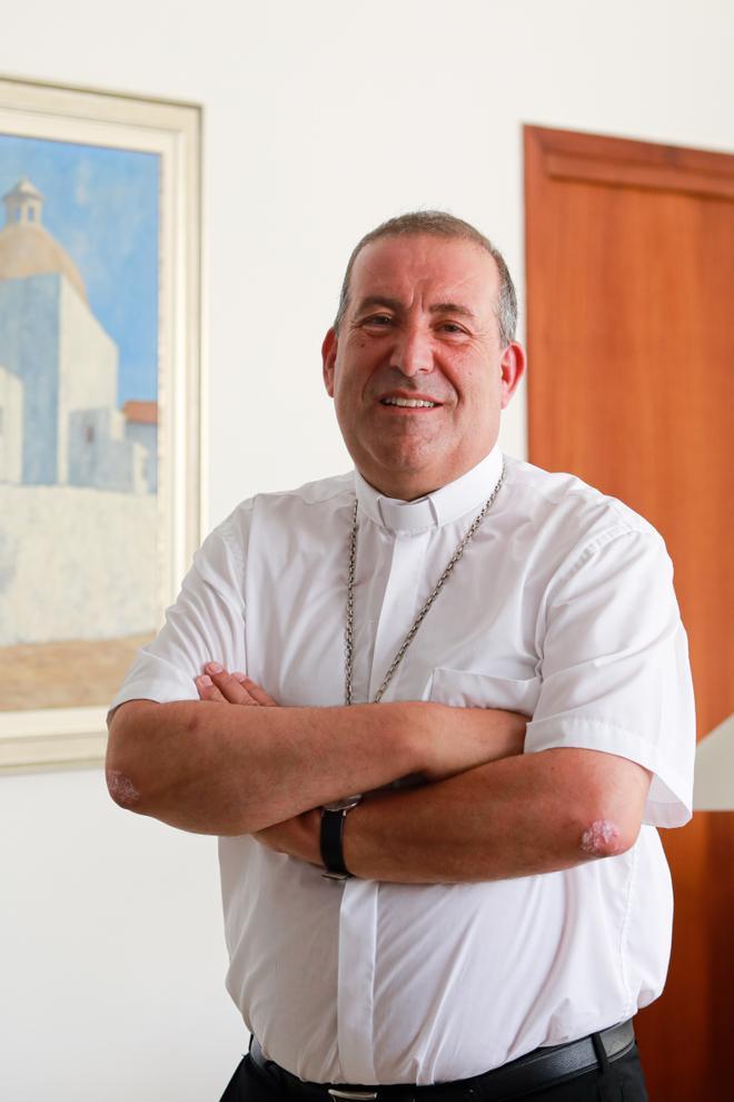 Vicent Ribas, obispo de Ibiza: «Hoy en día parece que no está de moda ser joven y cristiano»
