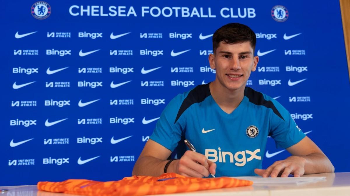 Mike Penders, el noveno portero del Chelsea