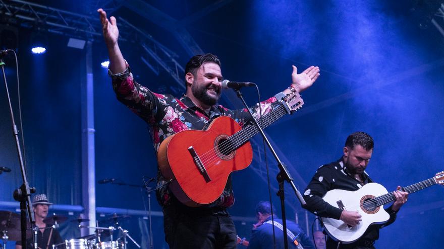 FOTOS | Los Gipsy Kings levantan al público de Port Adriano Mallorca Festival