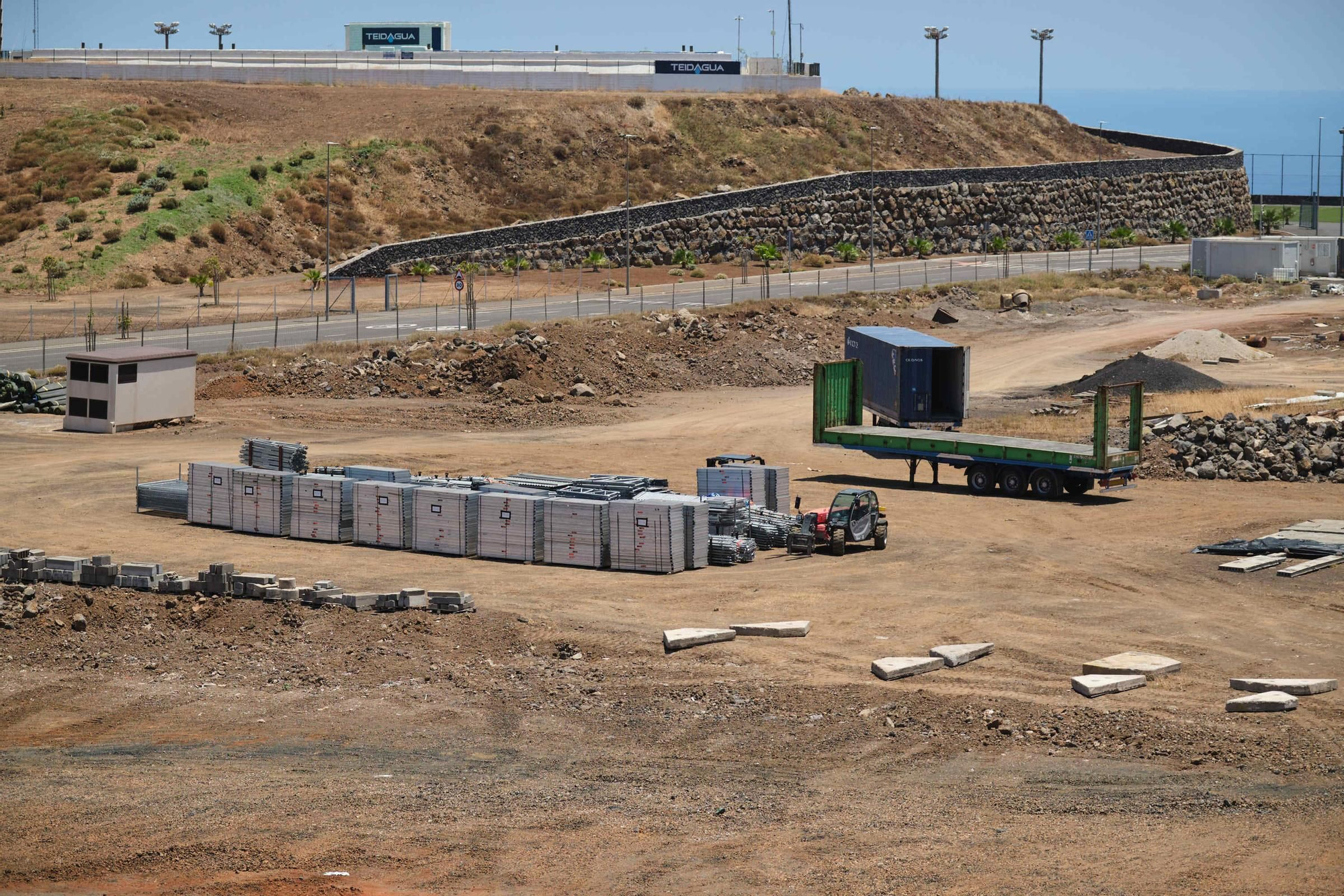 Instalación de los escenarios del RBF Tenerife en La Laguna