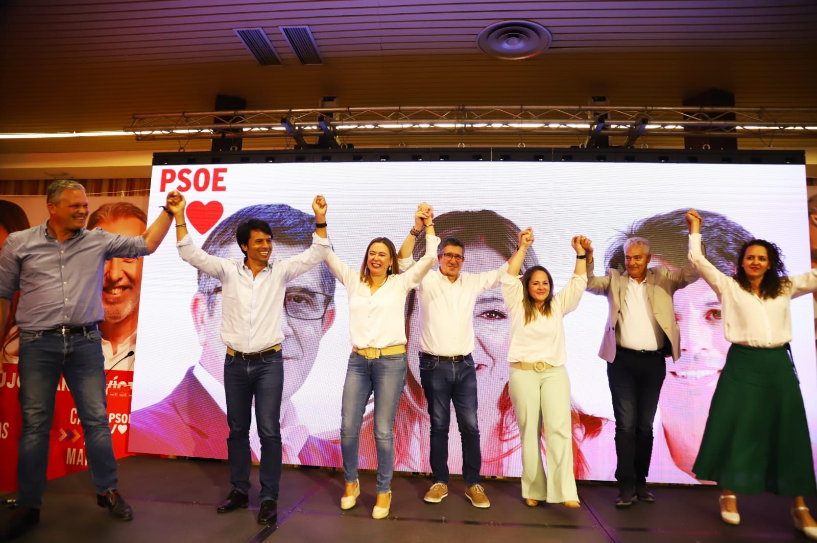 Patxi López hace campaña con el PSOE en Lanzarote