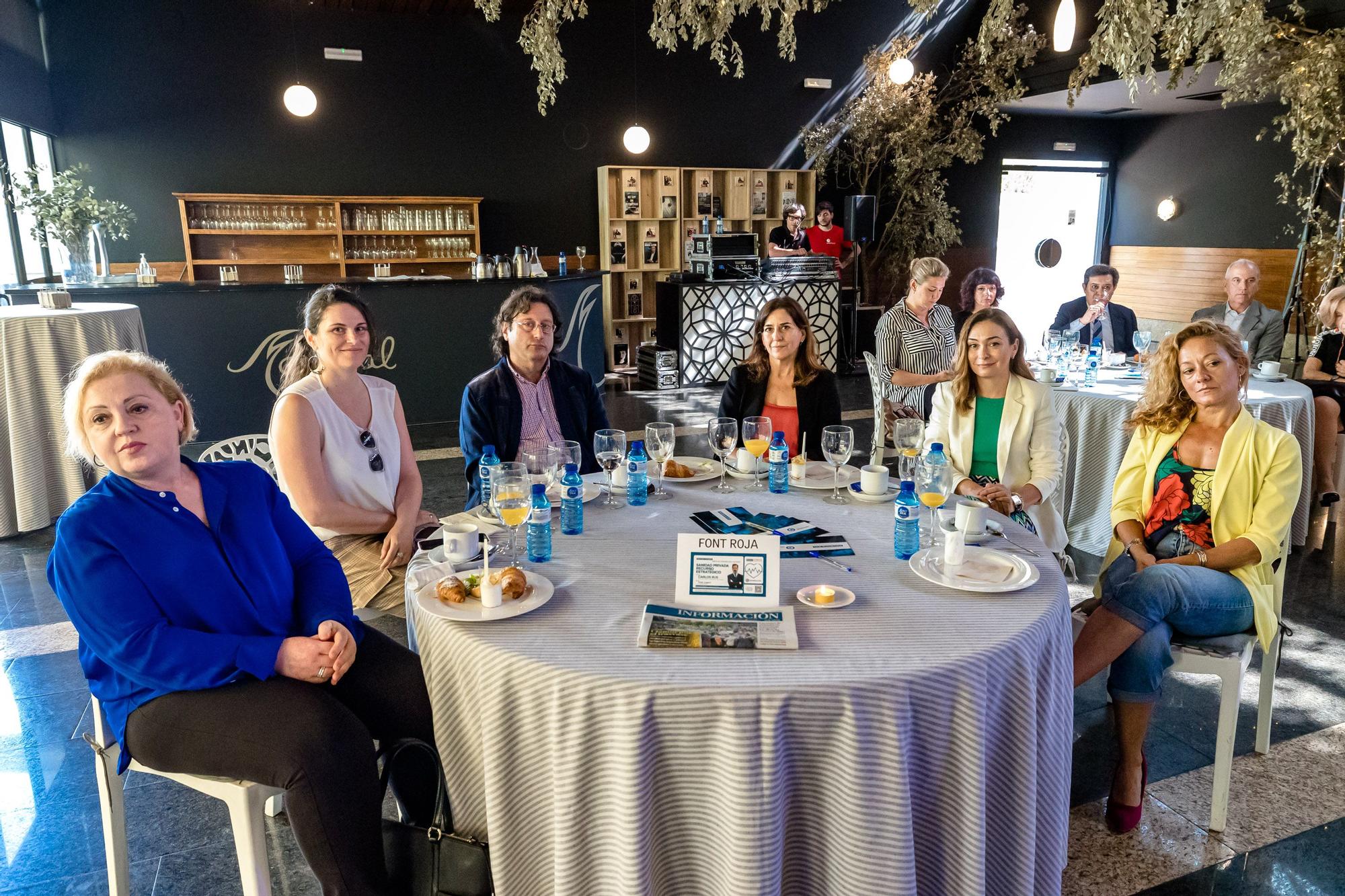 Encuentro INFOSALUD en el Restaurante Maestral de Alicante. Un evento que reúne a profesionales del sector de la Sanidad Privada de la provincia con la participación de Carlos Rus, presidente de la Alianza de la Sanidad Privada Española