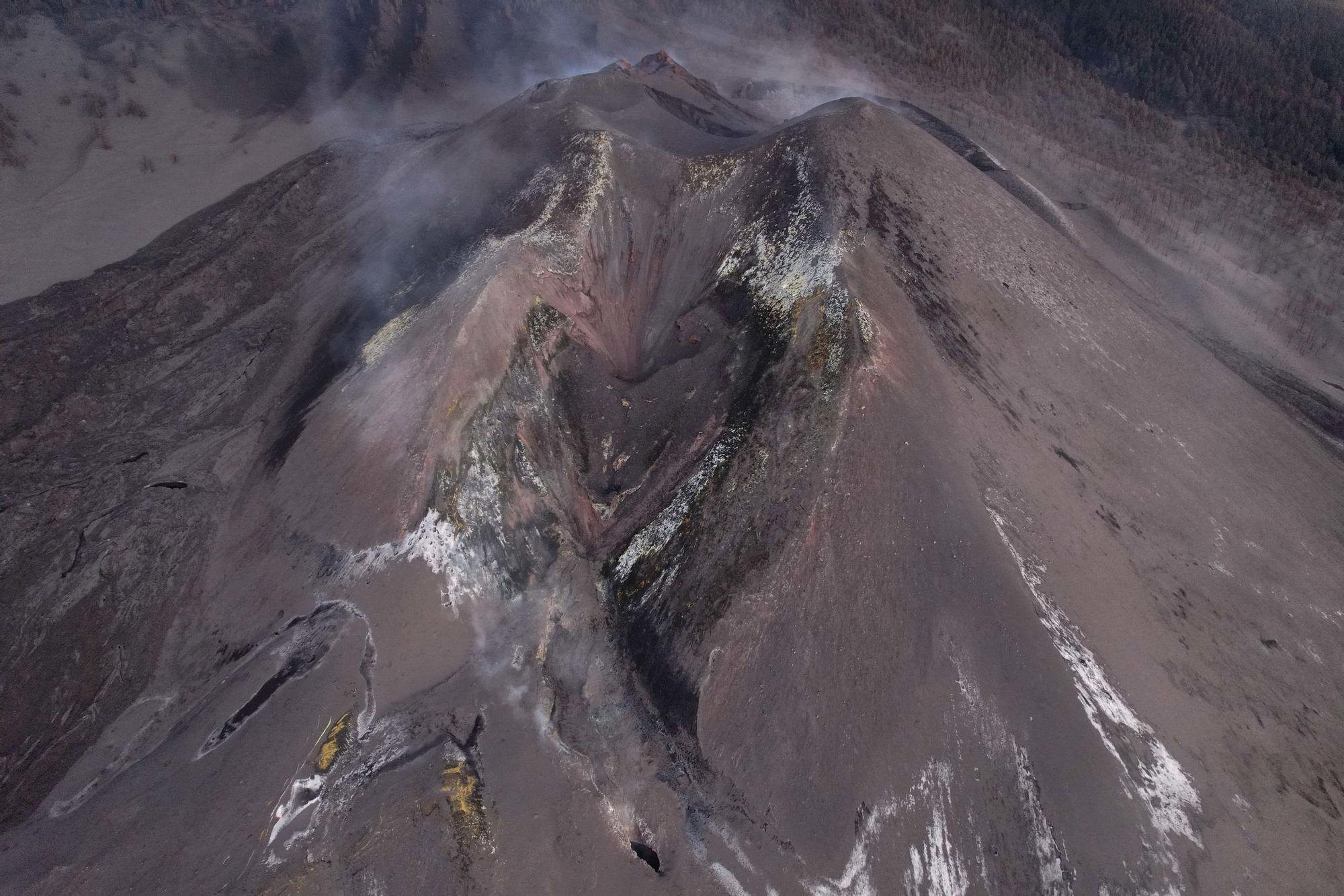Tres meses de lava en La Palma: las imágenes más espectaculares del volcán