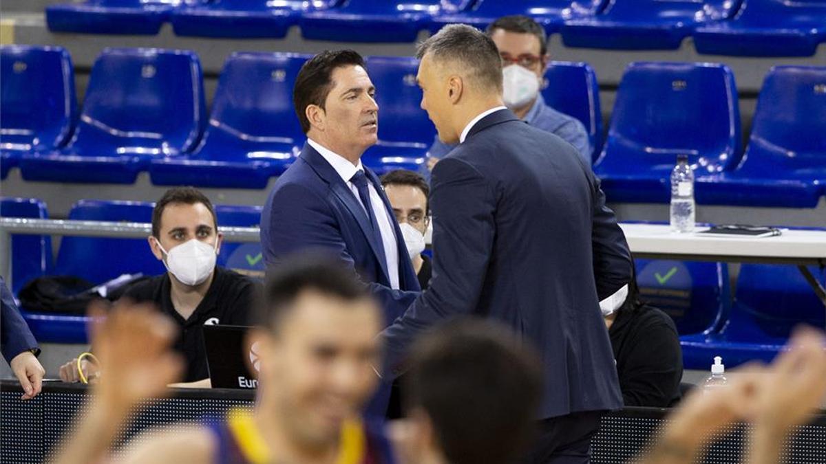 Xavi Pascual le desea suerte a Jasikevicius para la Final Four