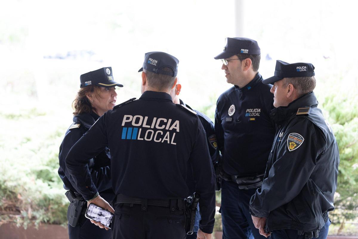 Curso básico de capacitación de la Policía Local de Ibiza
