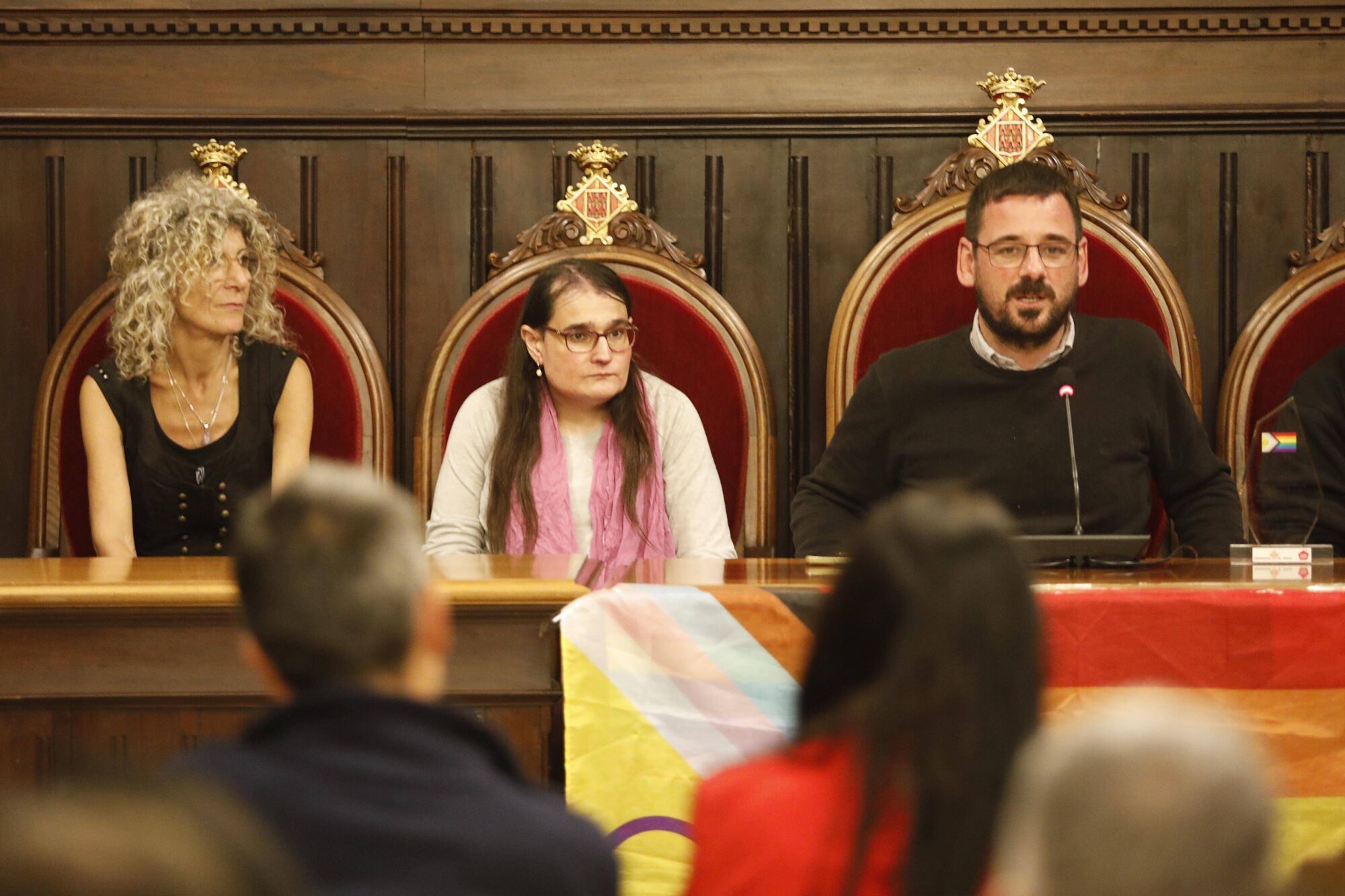 Girona. Ajuntament. Lliurament del premi Girona Orgullosa a Laia Cruañas Mateu. Lluc Salellas.