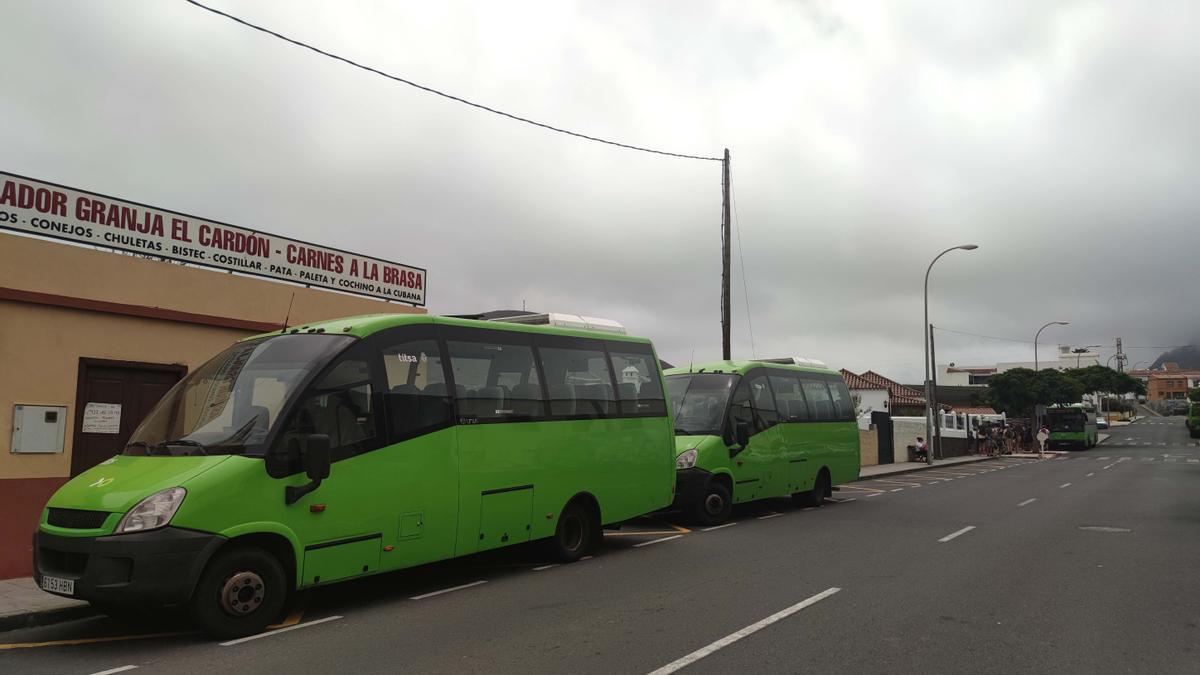 Guaguas de Titsa en Buenavista del Norte