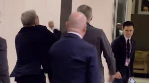 Euforia de Laporta y corte de mangas tras conocer la cautelar del CSD a Dani Olmo y Pau Víctor